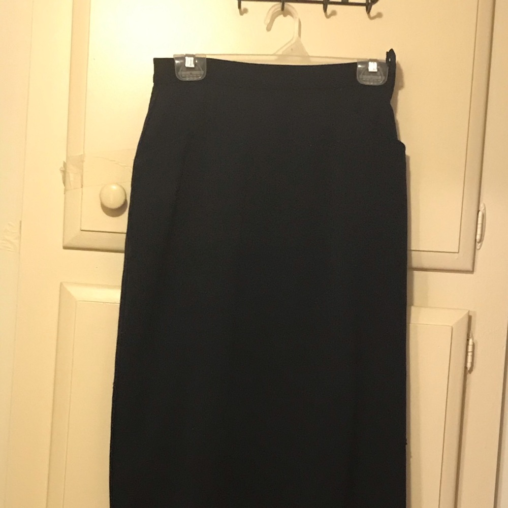 Fully lined Sheldon skirt